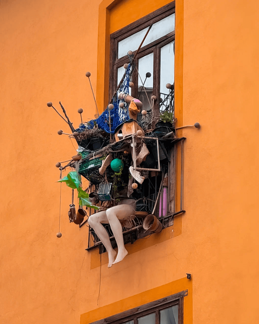 Valencia window